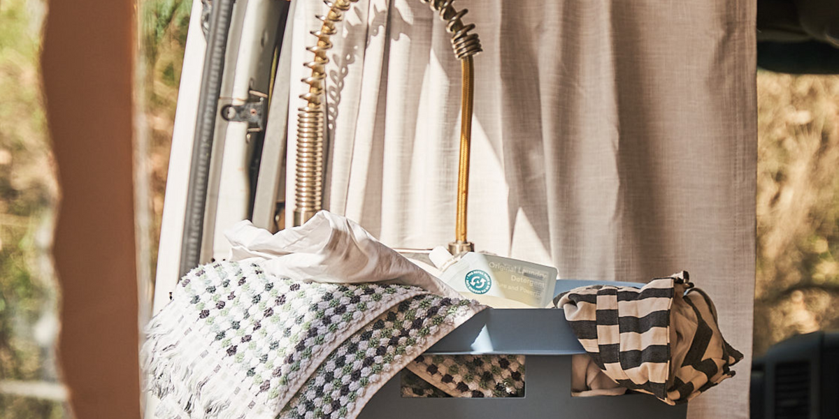 Sustainable travel hacks How to keep clothes clean and smelling fresh